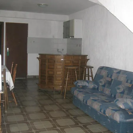 Mit Terrasse Direkt Am By Interhome Daire