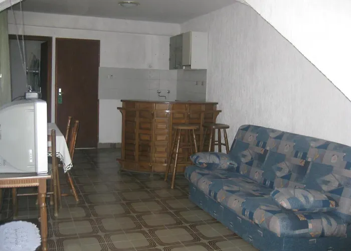 Mit Terrasse Direkt Am By Interhome Daire