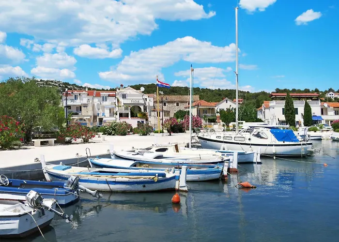 Mit Terrasse Direkt Am By Interhome Daire